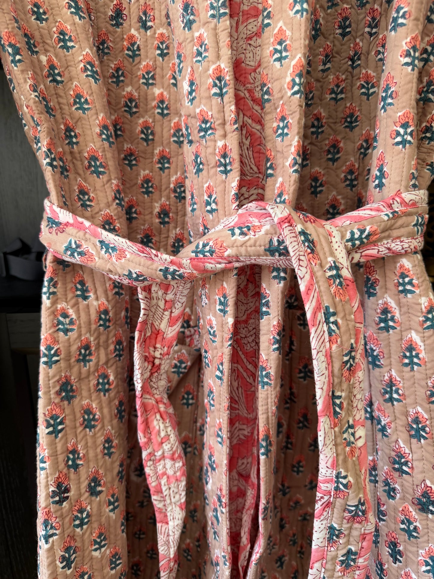 Gulabi Quilted Robe